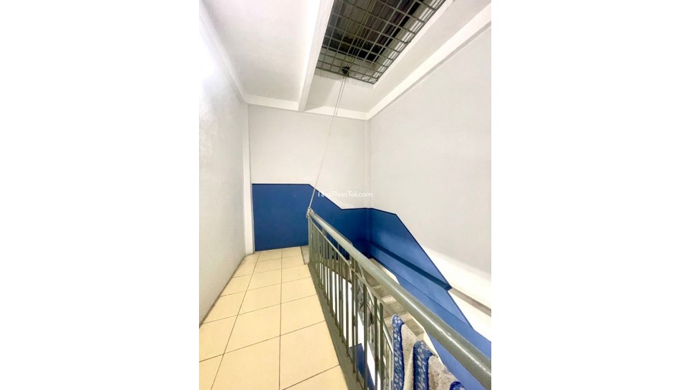 NHÀ HẺM XE HƠI HOÀNG DIỆU, SÁT VĨNH KHÁNH, QUẬN 4, nhỉnh 13,x Tỷ